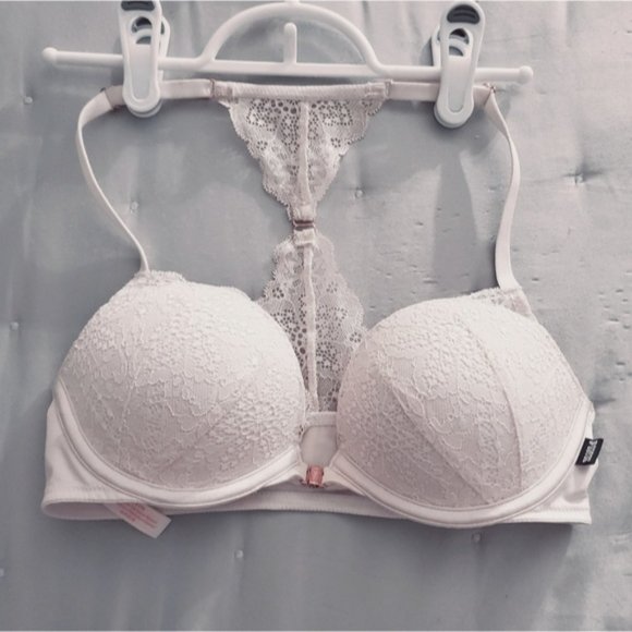 Victoria's Secret Pink- Cream Lace Razerback Bra with front snap 32C - Picture 3 of 7